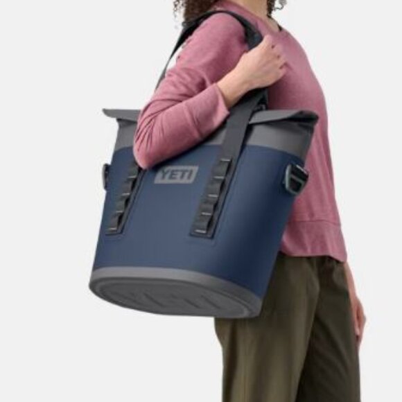 YETI Hopper M15 Tote Soft Cooler - Picture 7 of 16